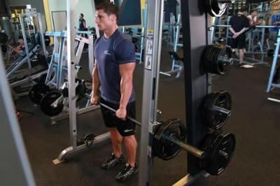 健身爱好者必看的腿部训练动作详解大全