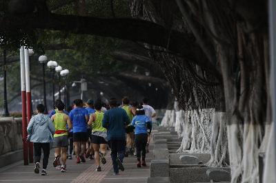 切记不要向普通跑者提问这5个健身跑步问题