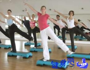 健身动作相关图片2
